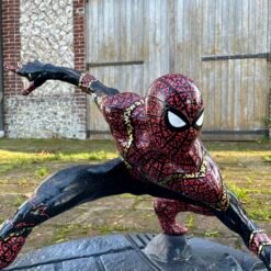 SPIDERMAN (AVEC SOCLE) / 25CM (FAN ART)